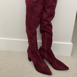 Over-the-knee suede boots - Le Chateau